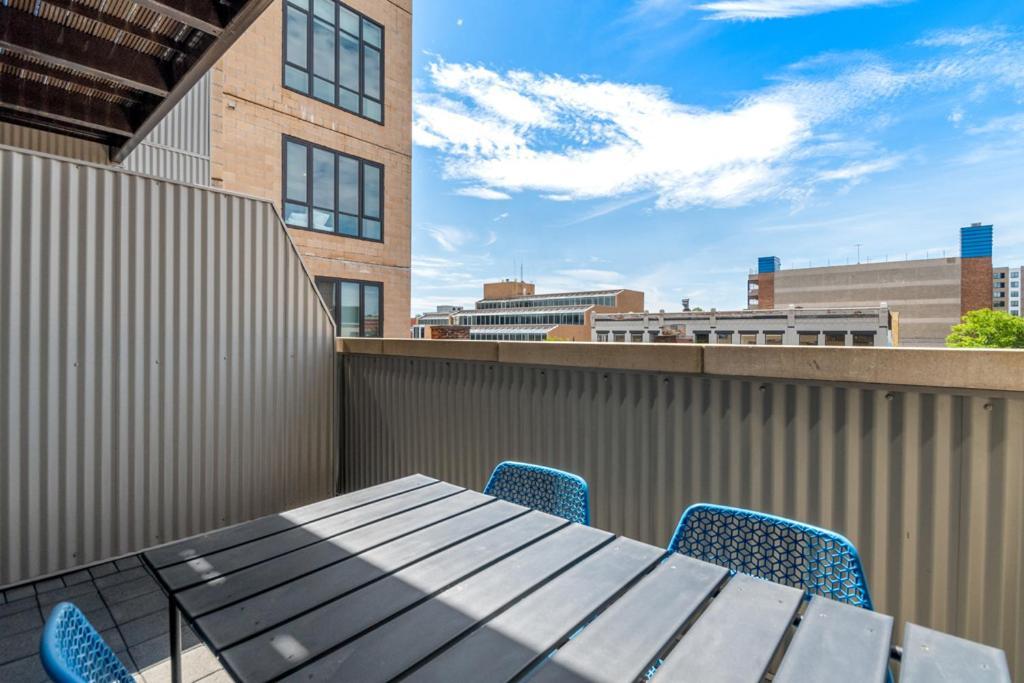 Exhibit A2 Apartment แอนอาร์เบอร์ ภายนอก รูปภาพ